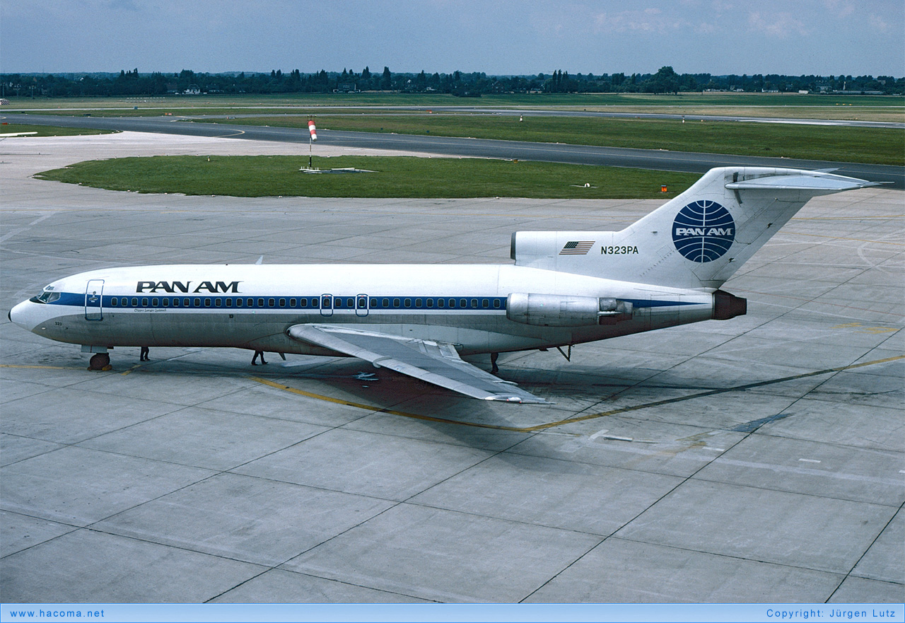 Photo of N323PA - Pan Am Clipper Frankfurt / Sam Houston / Stuttgart / Star of Peace / Schraeger Otto / Langer Lulatsch - Dusseldorf Airport - 1974