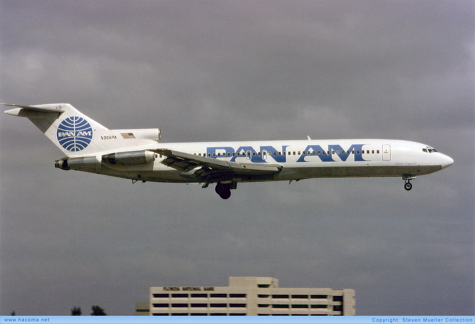 Foto von N366PA - Pan Am Clipper Expounder - Miami International Airport - 1989