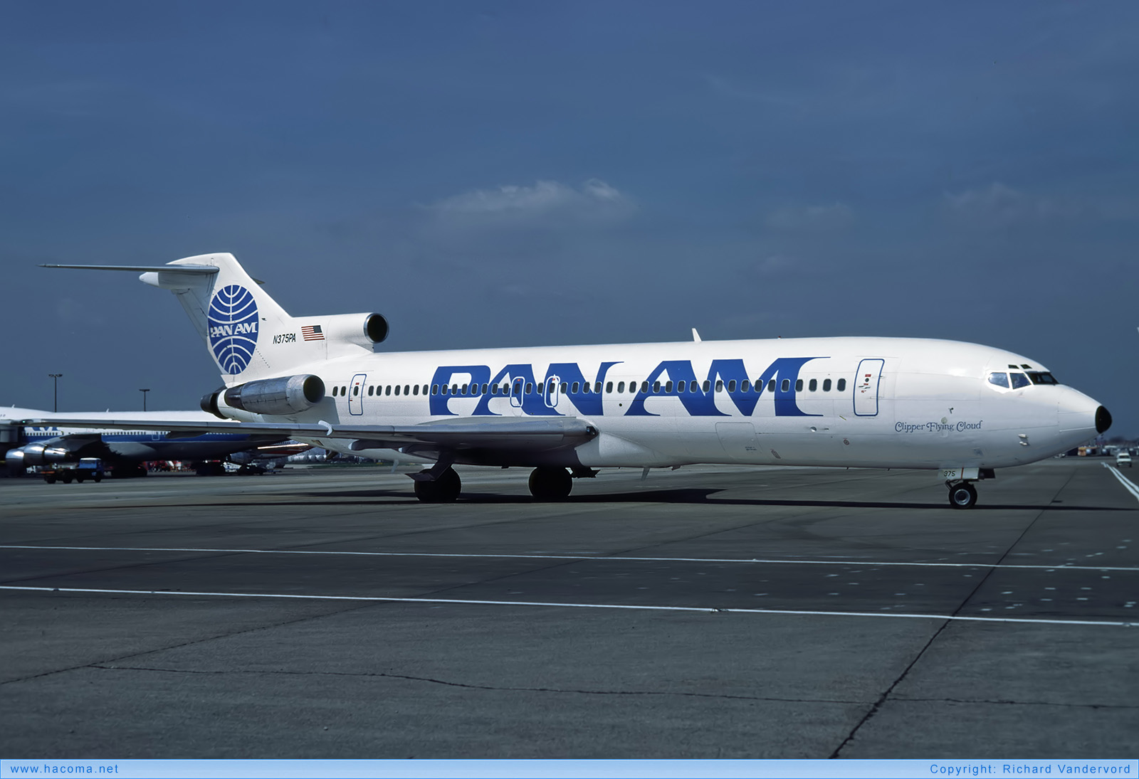 Foto von N375PA - Pan Am Clipper Flying Cloud - London Heathrow Airport - 05.1985