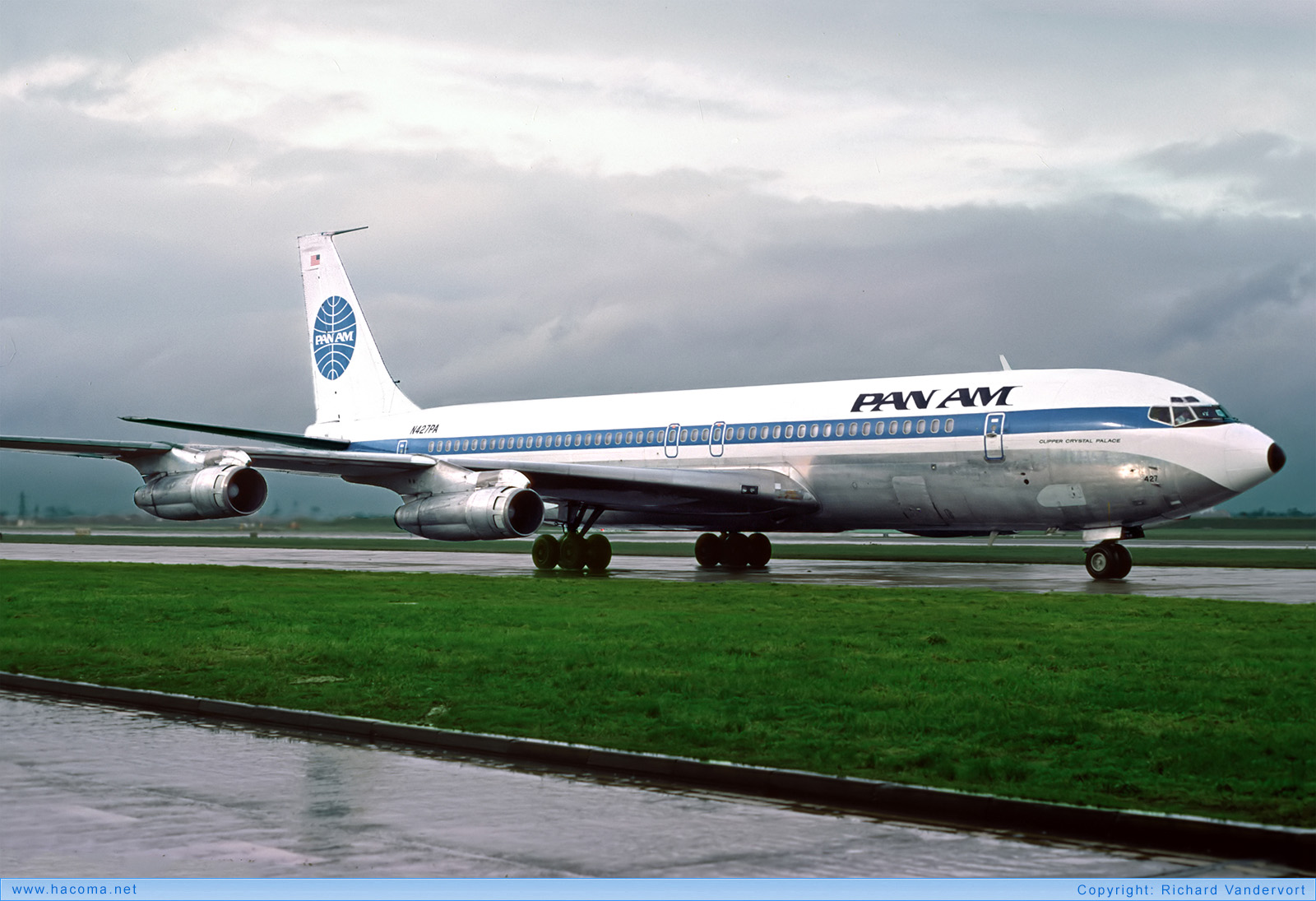 Foto von N427PA - Pan Am Clipper Crystal Palace - London Heathrow Airport - 01.1977
