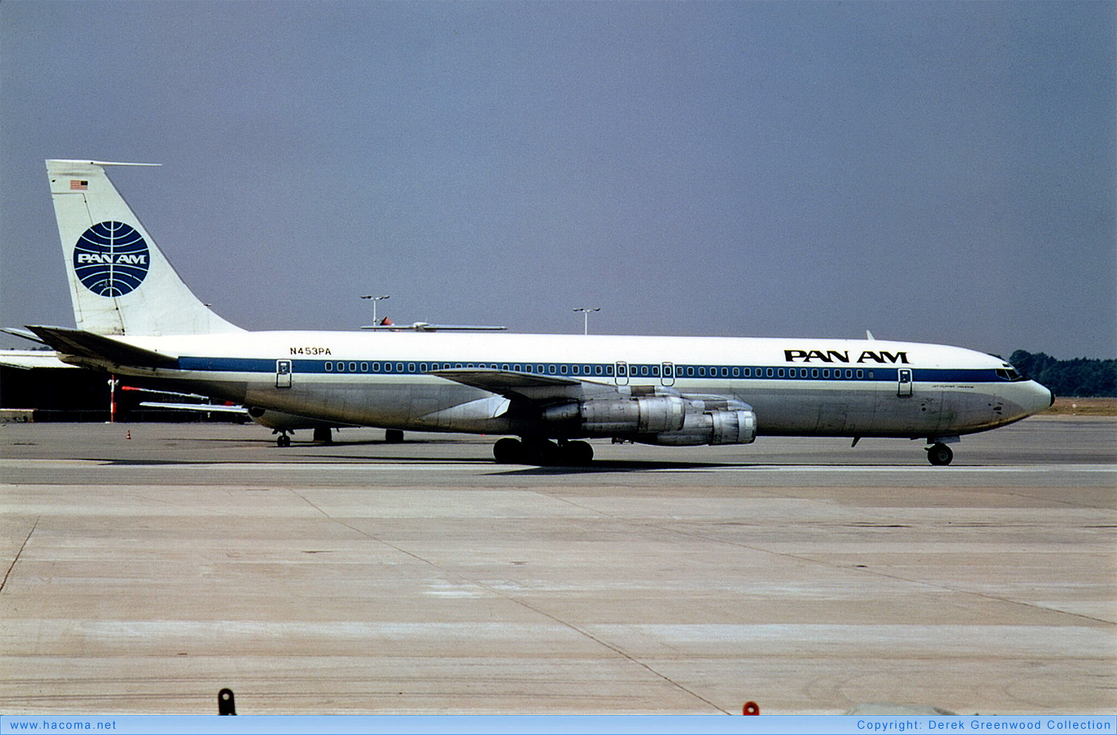 Foto von N453PA - Pan Am Clipper Universe / Falcon - Flughafen Hamburg - 1975