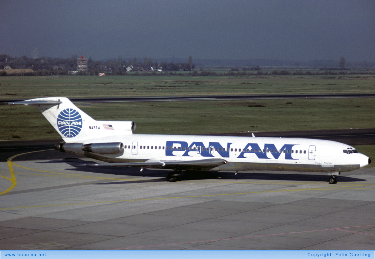 Photo of N4734 - Pan Am Clipper Charmer - Dusseldorf Airport - Nov 5, 1988