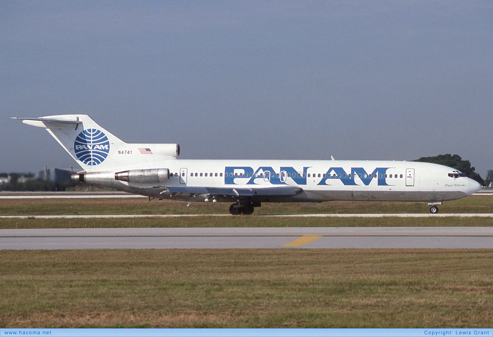 Foto von N4741 - Pan Am Clipper Defender - London Heathrow Airport - 08.03.1986