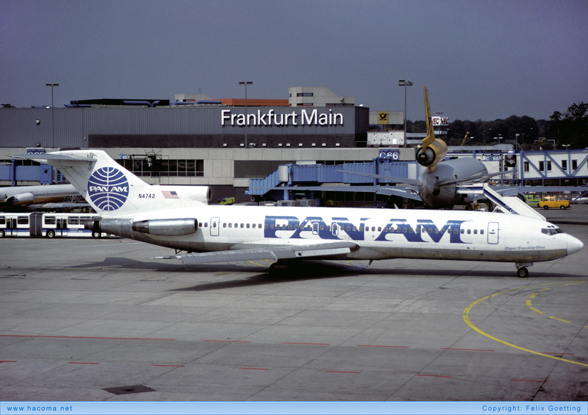 Photo of N4742 - Pan Am Clipper Friendship Force - Frankfurt International Airport - Aug 5, 1988