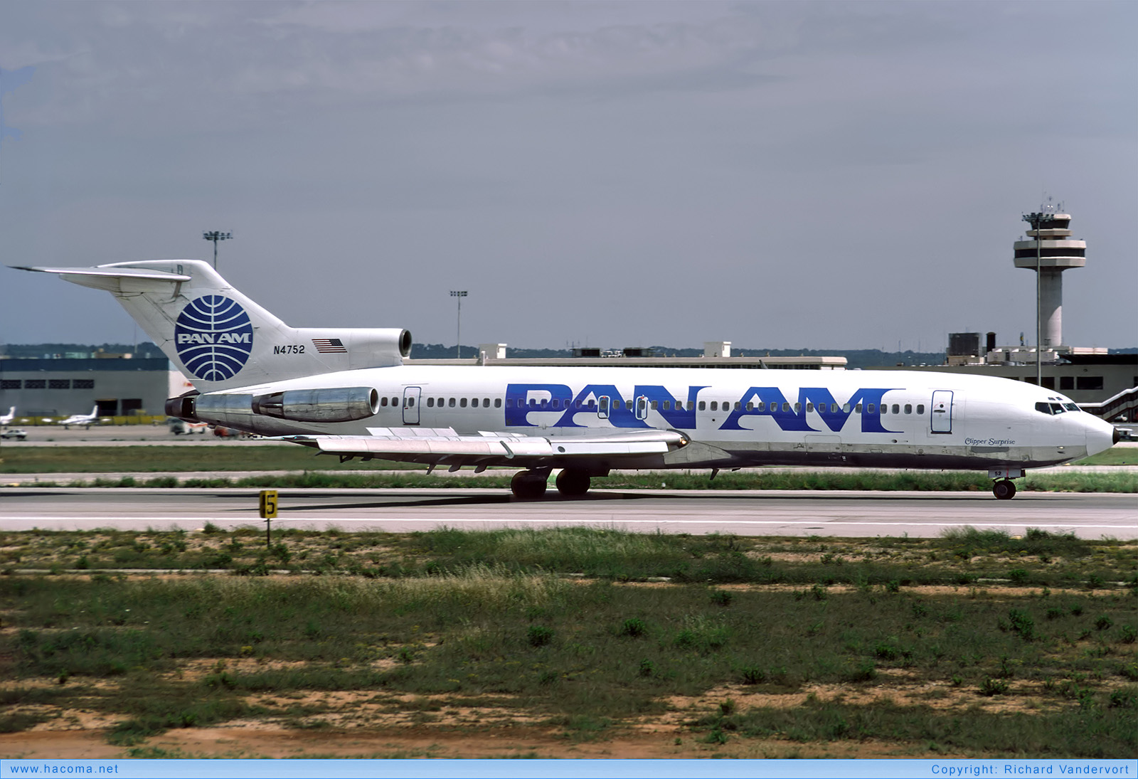 Photo of N4752 - Pan Am Clipper Surprise - Airport Palma de Mallorca - Jun 1988