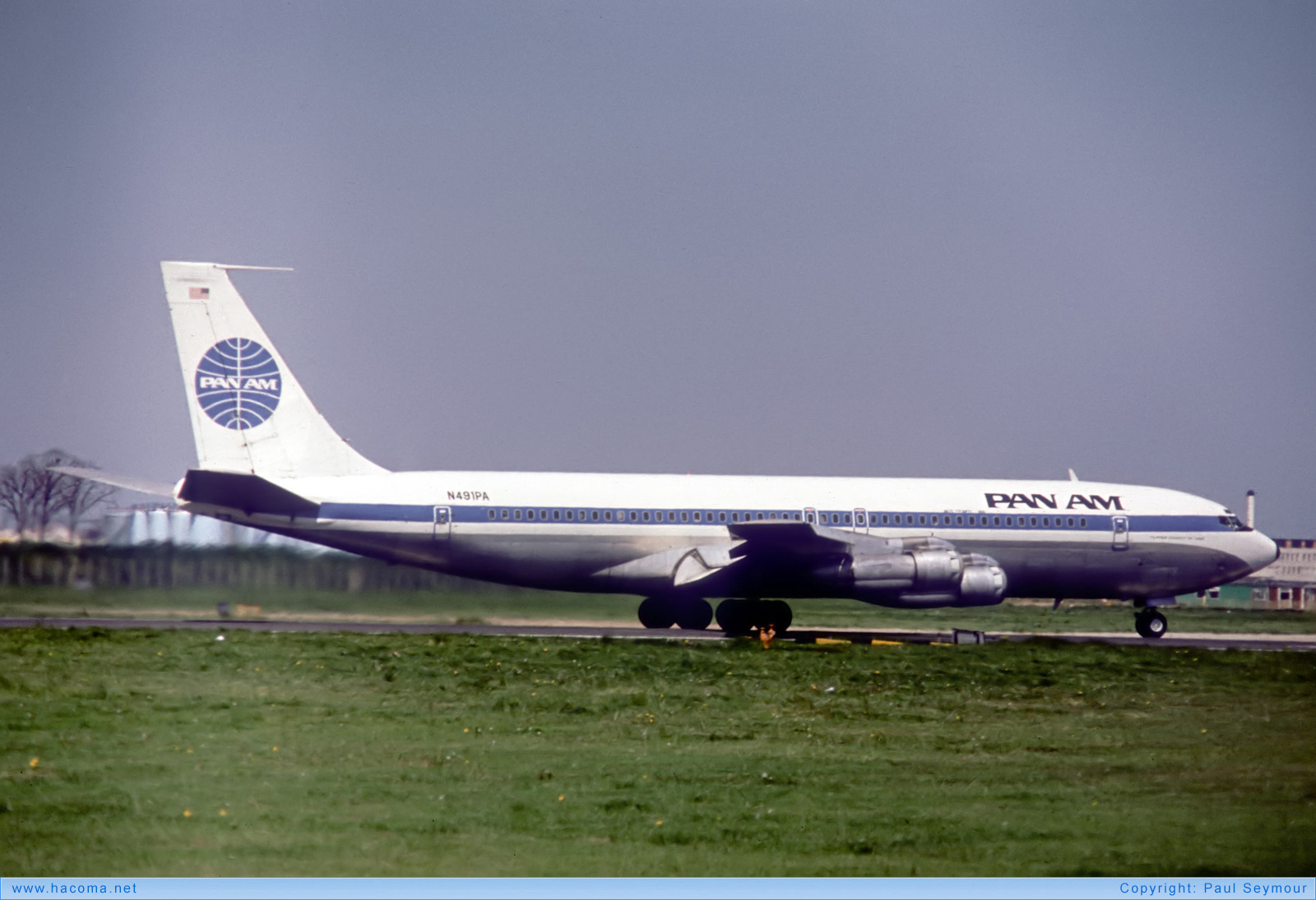 Foto von N491PA - Pan Am Clipper Chariot of Fame / Sweet Adeline - London Heathrow Airport - 22.05.1977