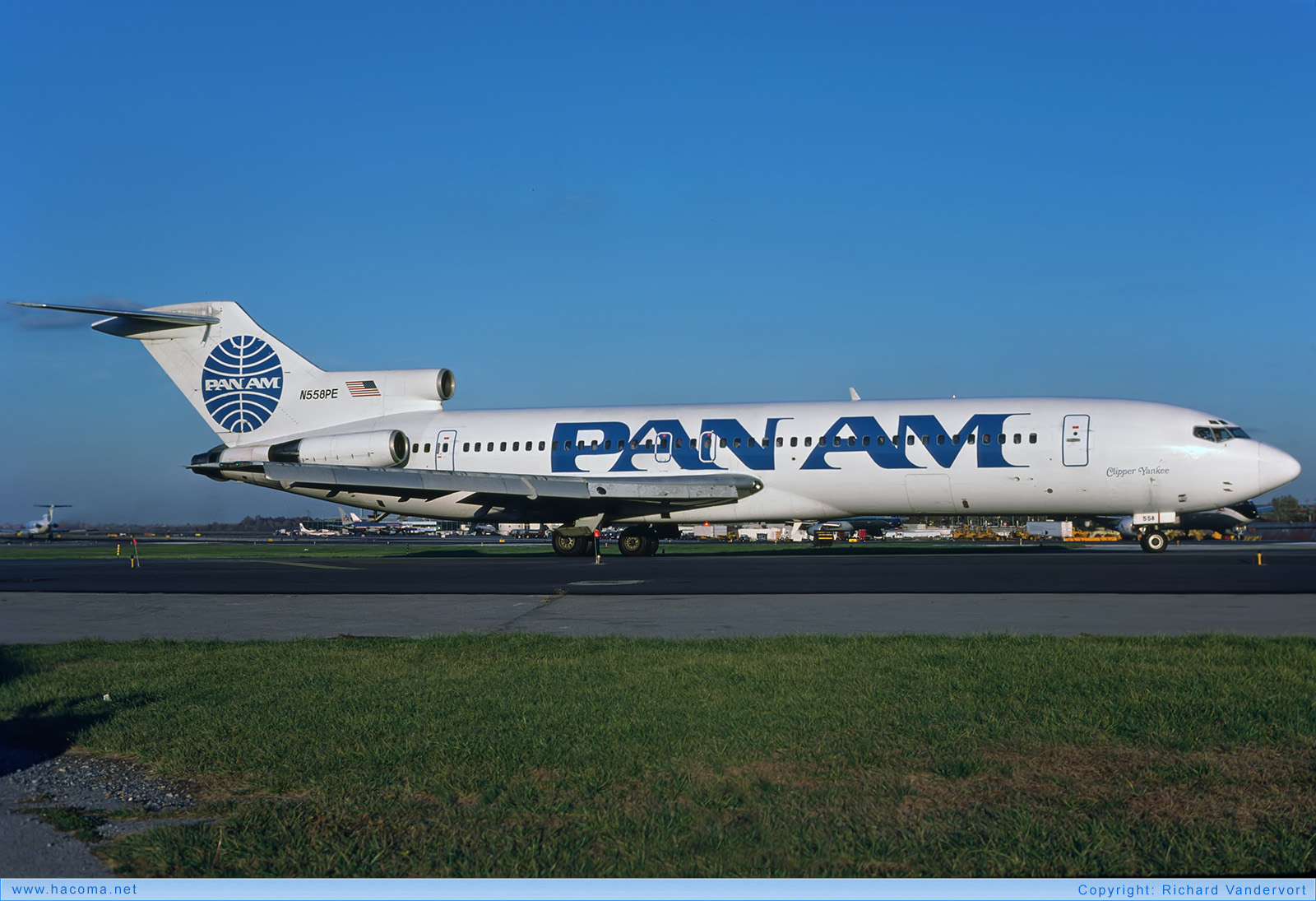 Foto von N558PE - Pan Am Clipper Yankee - LaGuardia Airport - 11.1988