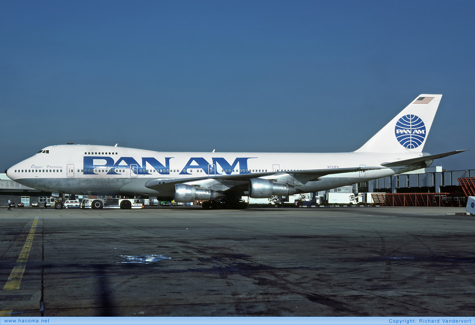 Foto von N723PA - Pan Am Clipper Fleetwing / China Clipper II / Hawaii  - London Heathrow Airport - 10.1985