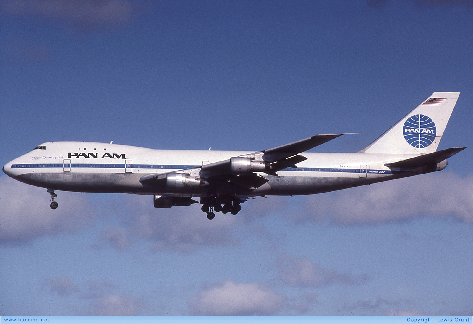 Foto von N737PA - Pan Am Clipper Red Jacket / Ocean Herald - London Heathrow Airport - 13.03.1982