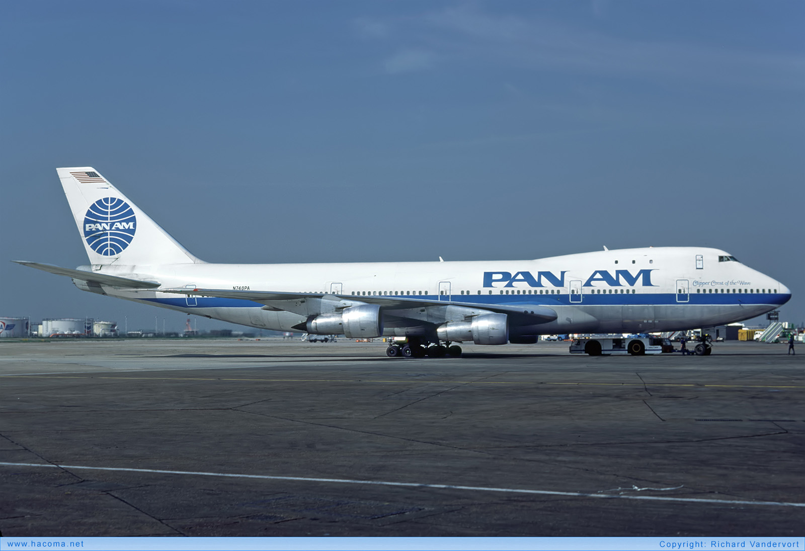 Foto von N748PA - Pan Am Clipper Hornet / Crest of the Wave - London Heathrow Airport - 10.1985