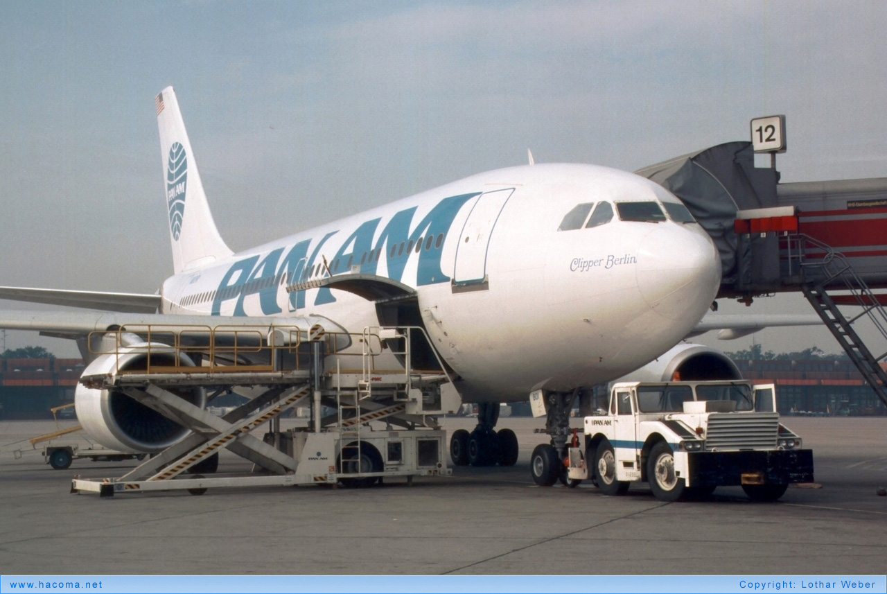 Photo of N801PA - Pan Am Clipper Berlin - Berlin-Tegel Airport - Sep 27, 1985