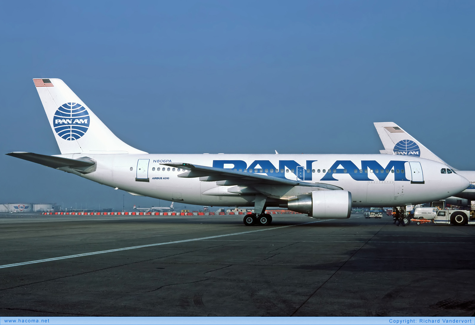 Photo of N806PA - Pan Am Clipper Jesse Owens / Betsy Ross - London Heathrow Airport - Mar 1986