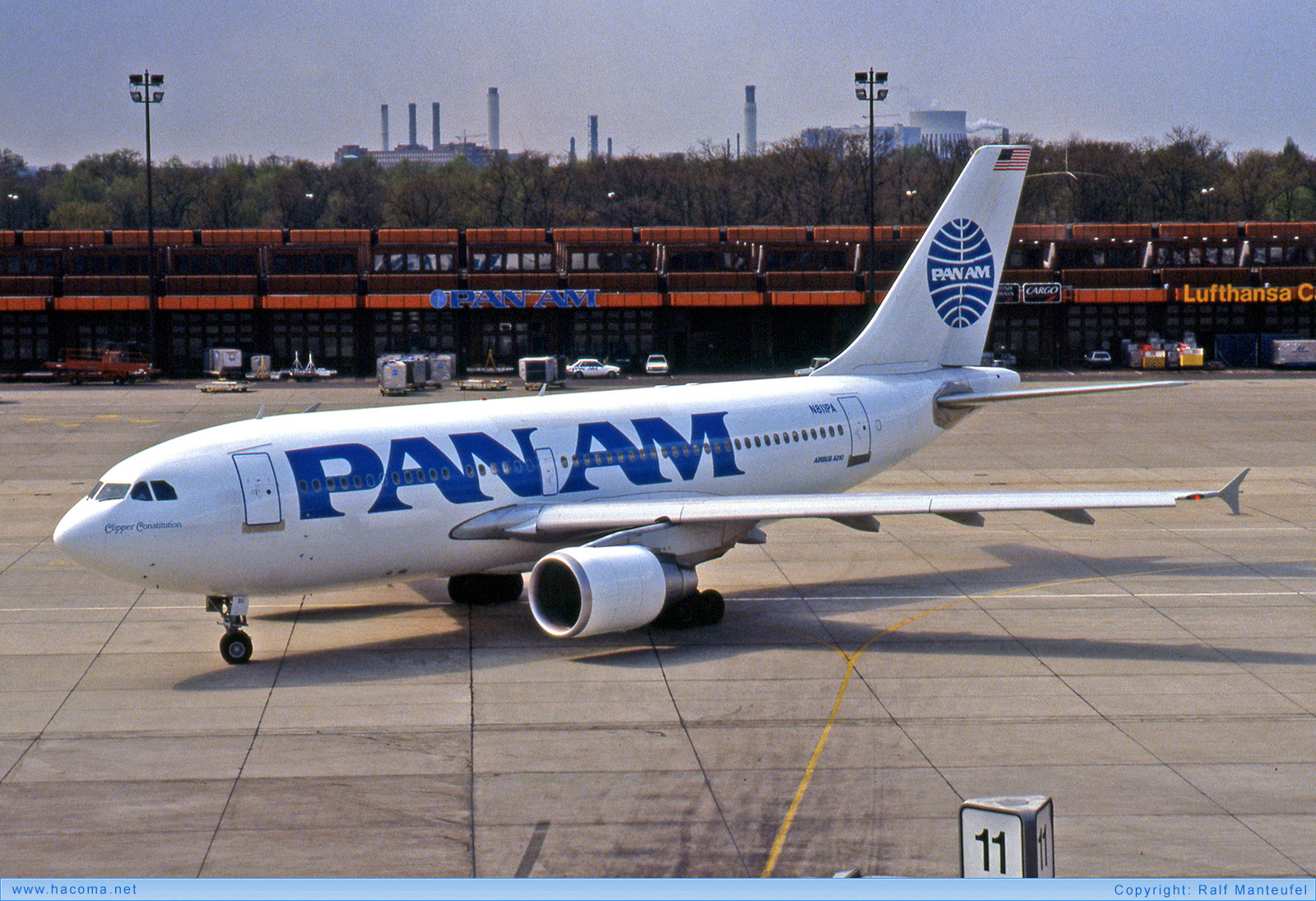 Photo of N811PA - Pan Am Clipper Constitution - Berlin-Tegel Airport - Apr 25, 1988