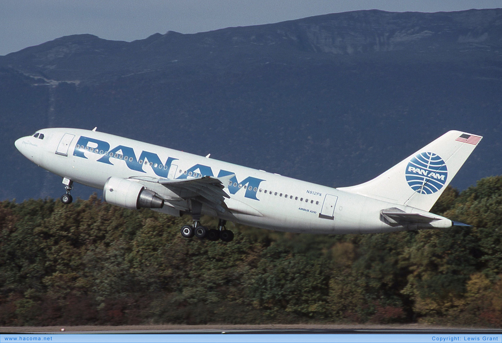 Foto von N812PA - Pan Am Clipper Freedom - Flughafen Genf - 21.10.1989