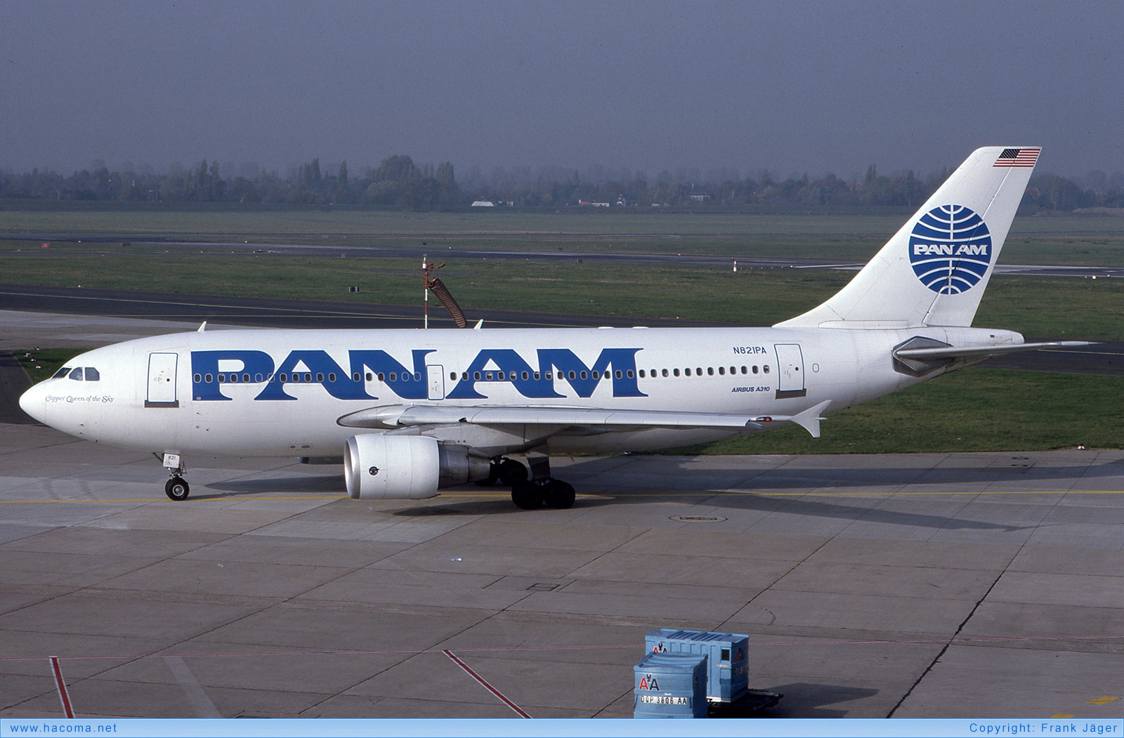 Foto von N821PA - Pan Am Clipper Queen of the Skies - Flughafen Düsseldorf - 27.10.1989