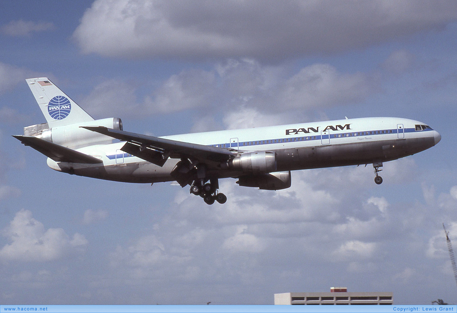 Photo of N82NA - Pan Am Clipper Aurora - Miami International Airport - Mar 31, 1982