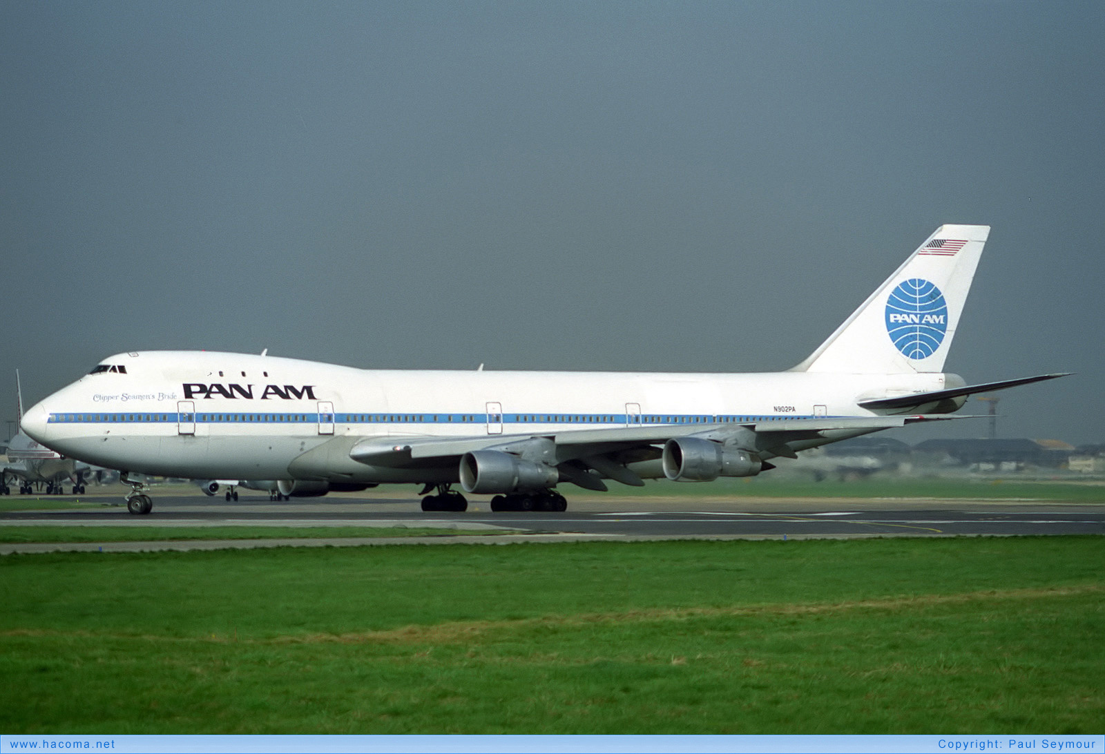 Foto von N902PA - Pan Am Clipper Mandarin / Seamans Bride / Express - London Heathrow Airport - 17.03.1990