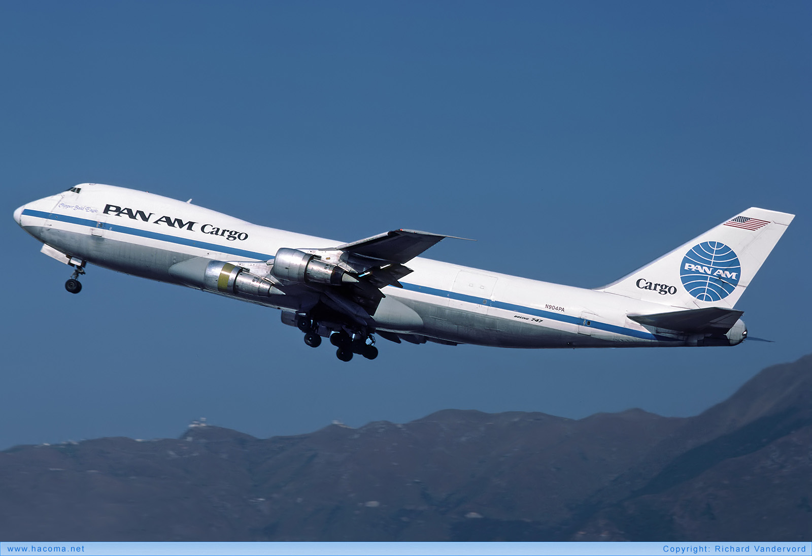 Foto von N904PA - Pan Am Clipper Bald Eagle / Industry - Flughafen Kai Tak - 11.1983